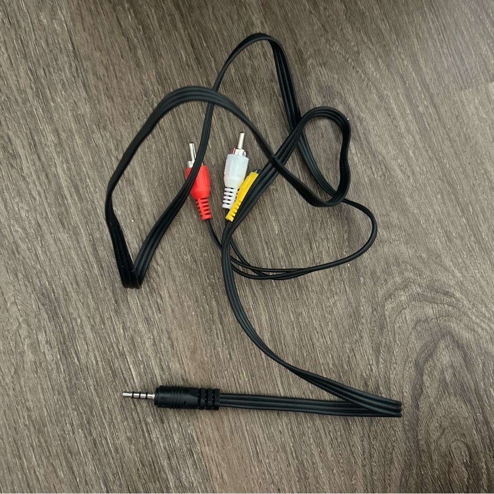 TMY Mini Projector - Picture 8 of 12